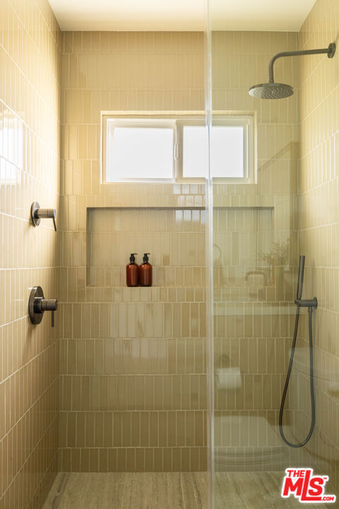 MLS #25612093 image #14