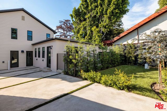 MLS #25612093 image #22