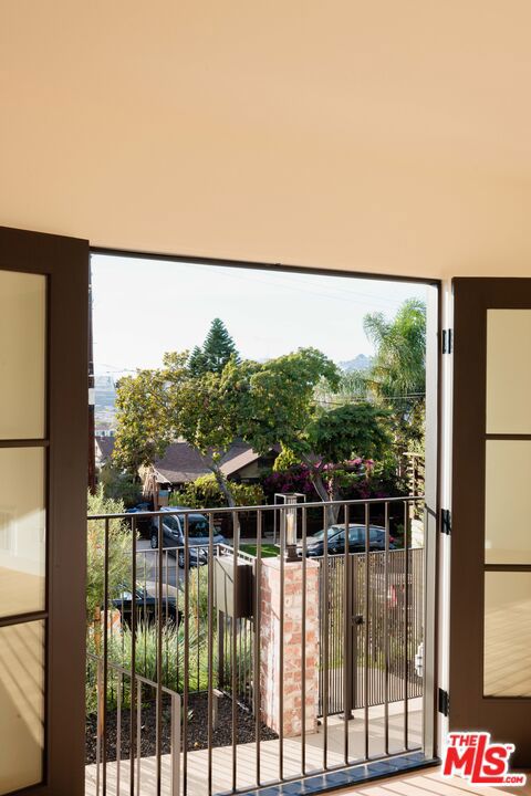 MLS #25612093 image #33