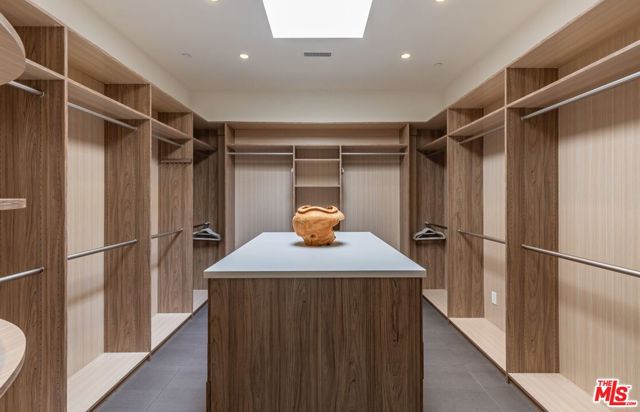 MLS #25612343 image #15