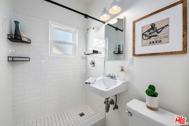 MLS #25612427 image #15