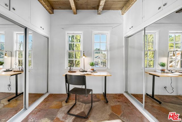 MLS #25612427 image #18