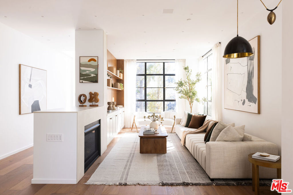 MLS #25612581 image #2