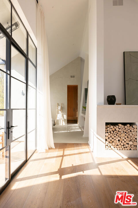 MLS #25612581 image #26