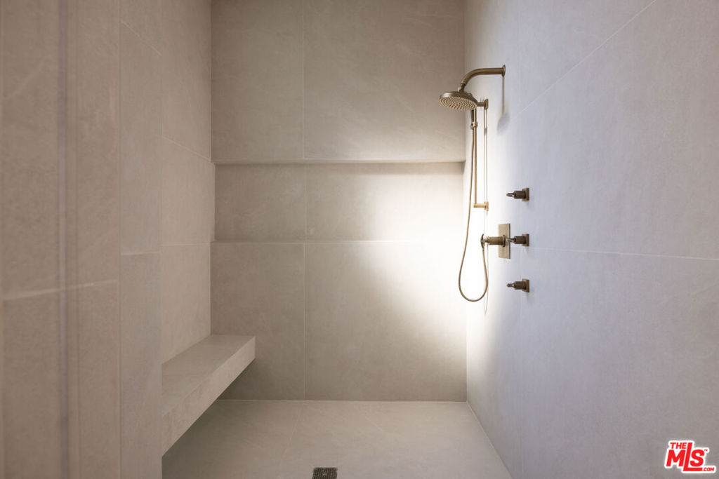 MLS #25612581 image #34