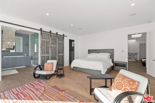 MLS #25612647 image #18