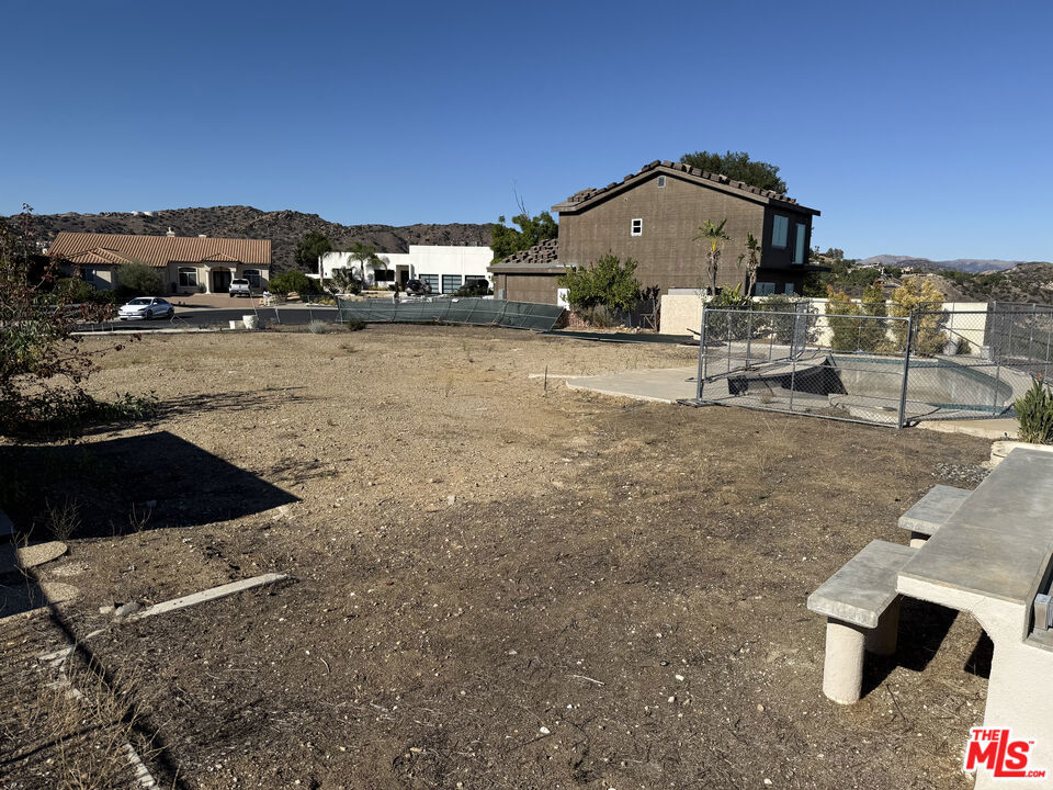 MLS #25612759 image #2