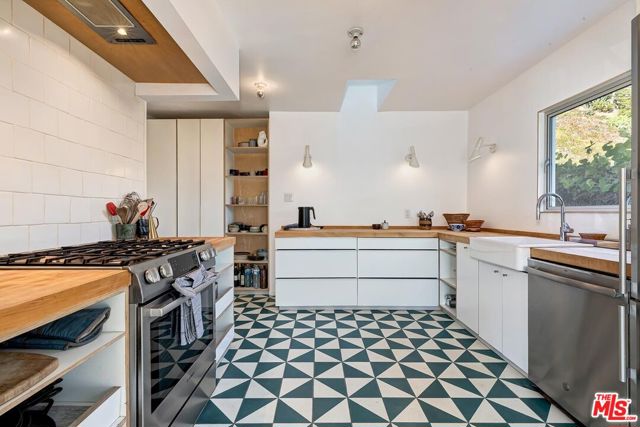 MLS #25612815 image #9