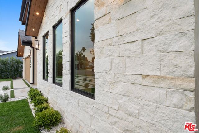 MLS #25613017 image #48