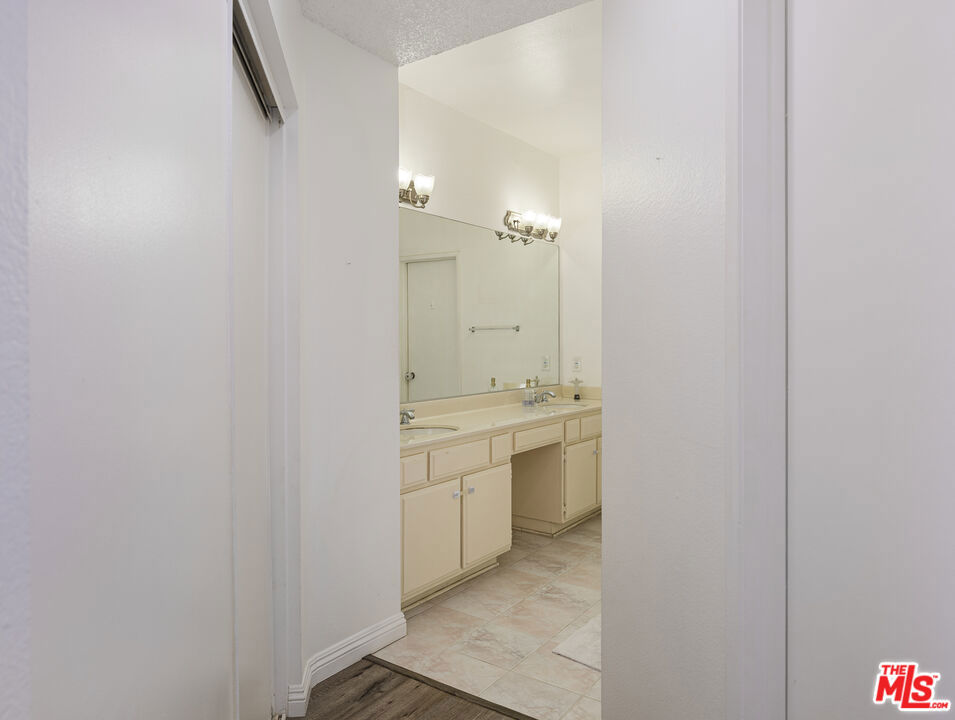 MLS #25613173 image #21