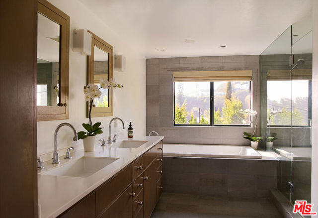 MLS #25613263 image #30