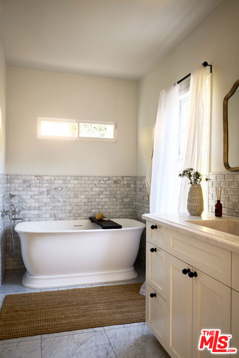 MLS #25613507 image #17