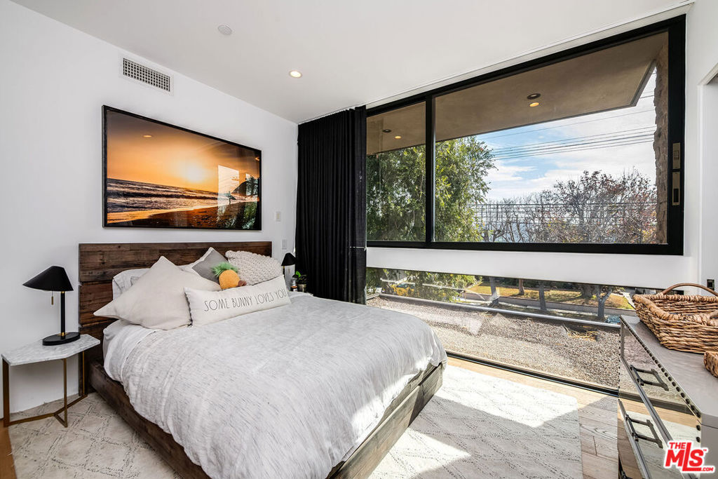 MLS #25614083 image #17