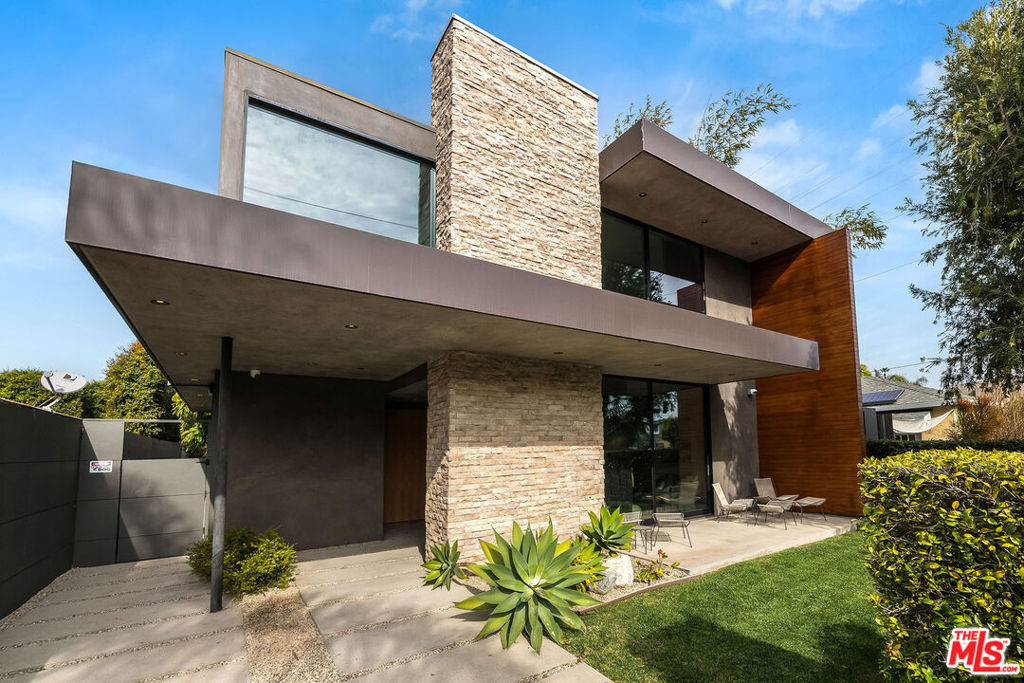 MLS #25614083 image #2