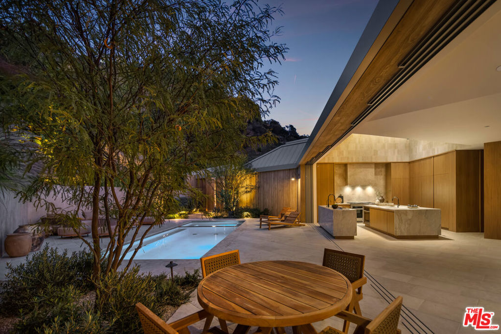 MLS #25614153 img 26