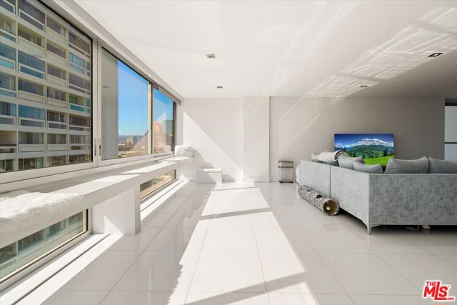 MLS #25614357 image #42