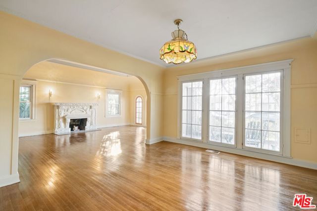 MLS #25614395 image #12