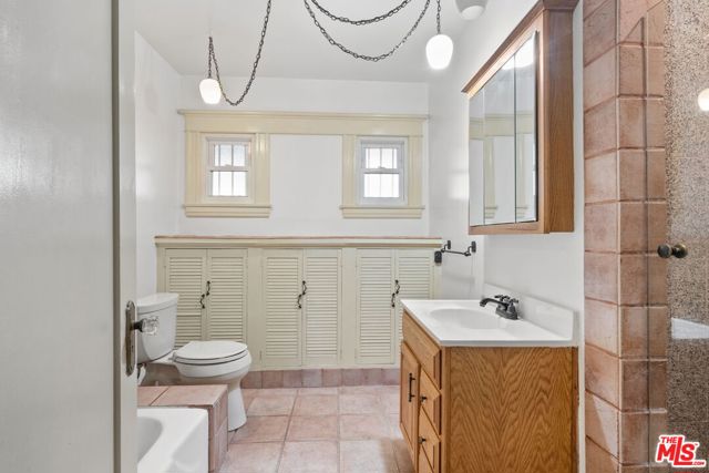 MLS #25614395 image #20