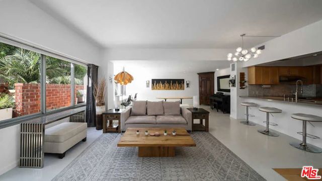 MLS #25614869 image #2