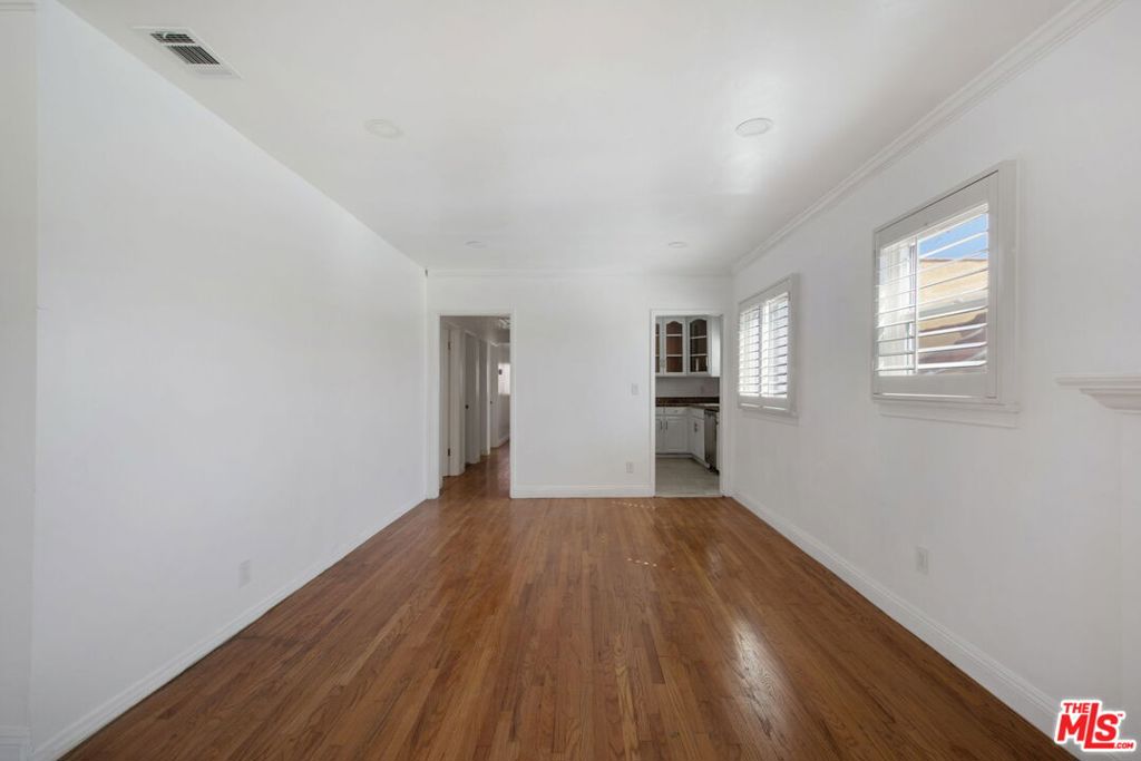 MLS #25615193 image #11