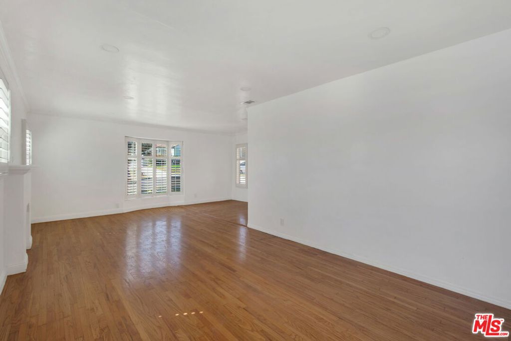 MLS #25615193 image #13