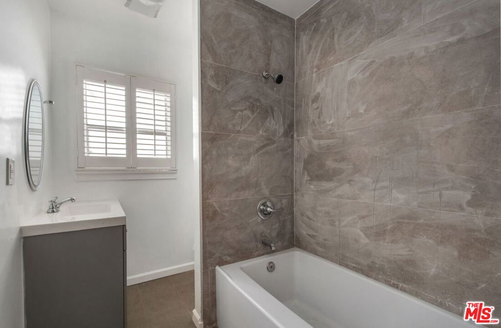 MLS #25615193 image #21