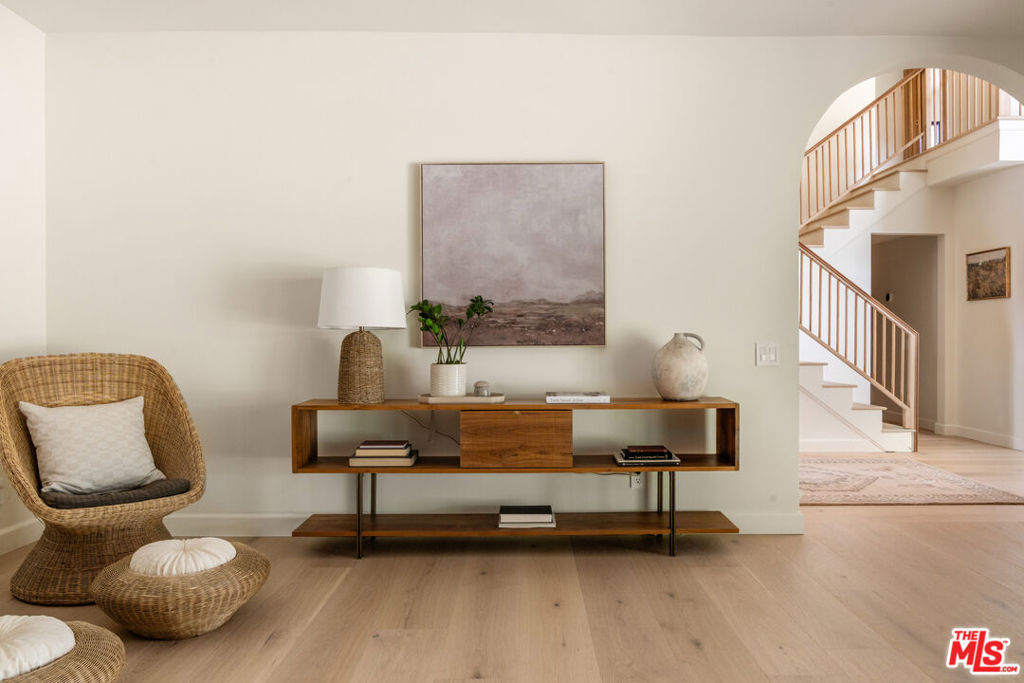 MLS #25615271 image #18