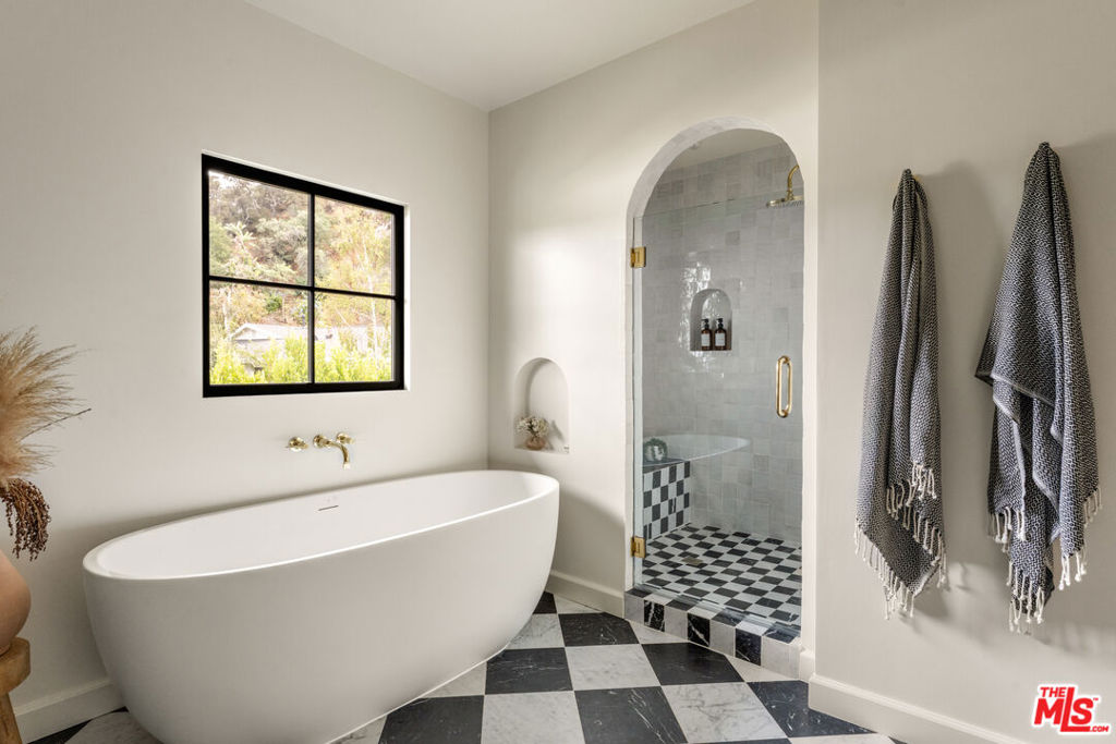 MLS #25615271 image #25