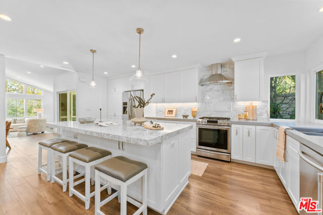 MLS #25615353 image #10