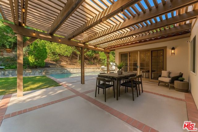 MLS #25615353 image #17