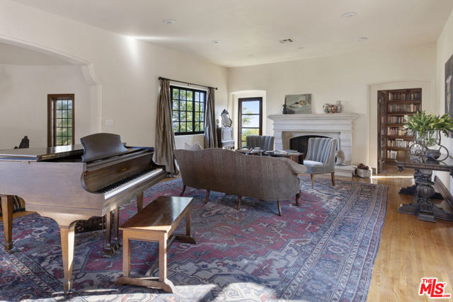 MLS #25615369 image #18