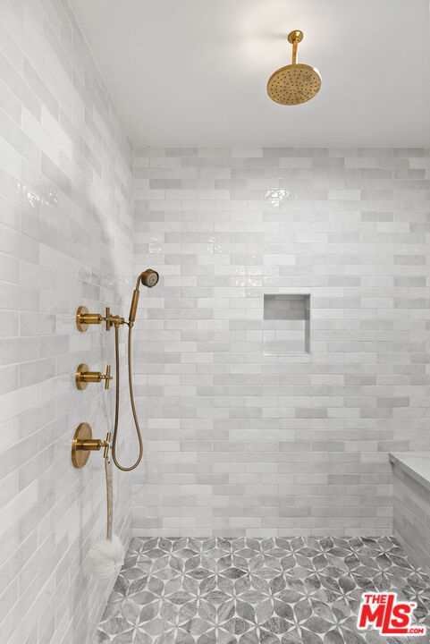 MLS #25615625 image #21