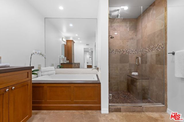 MLS #25615707 image #21