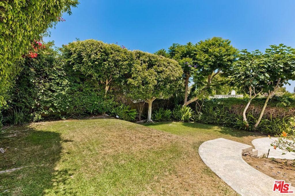 MLS #25615845 image #33