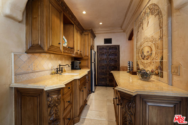 MLS #25615941 image #21