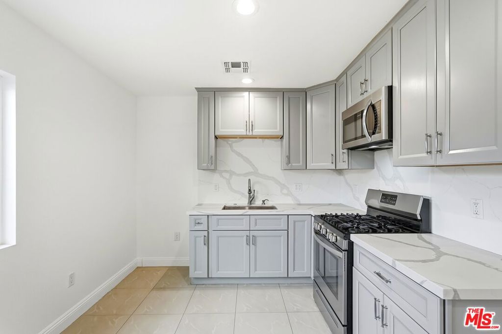 MLS #25615955 image #20