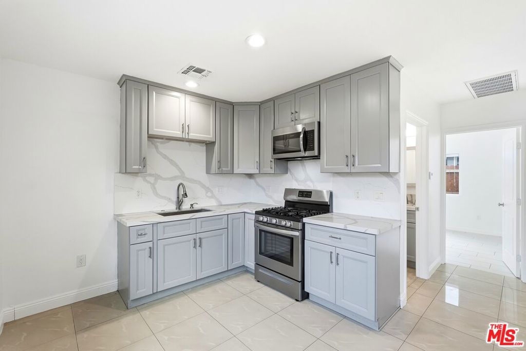 MLS #25615955 image #21