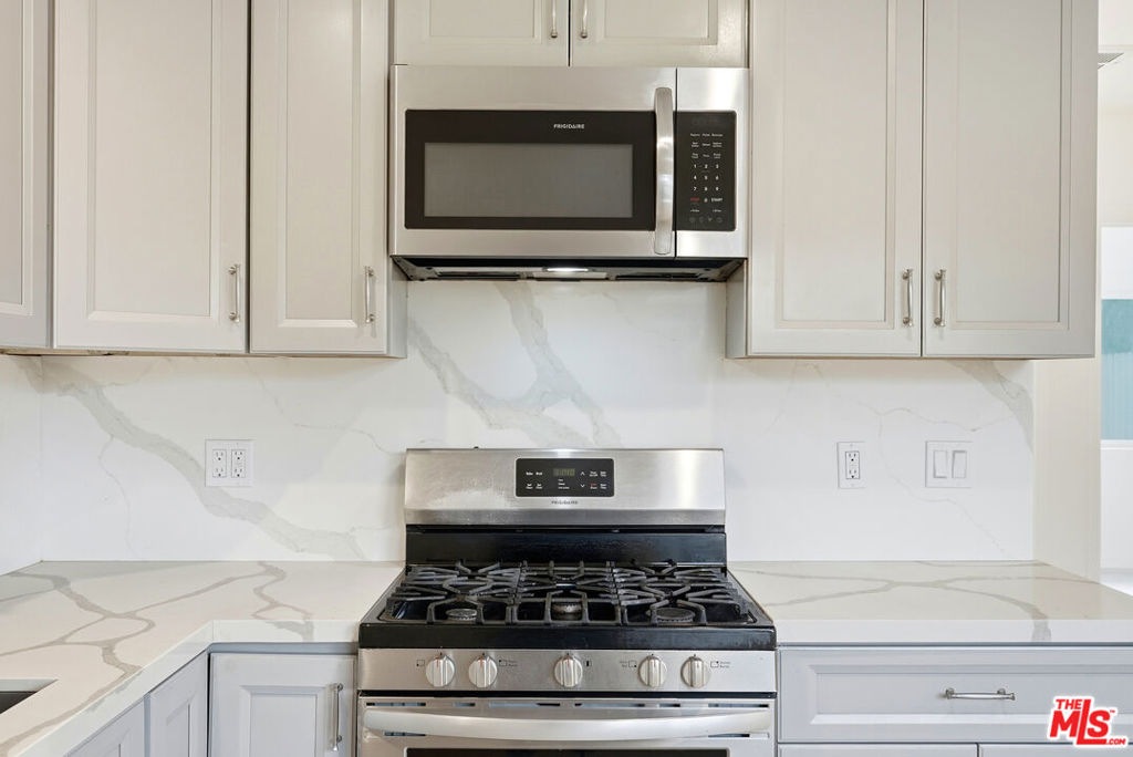 MLS #25615955 image #23