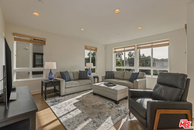 MLS #25616103 image #14