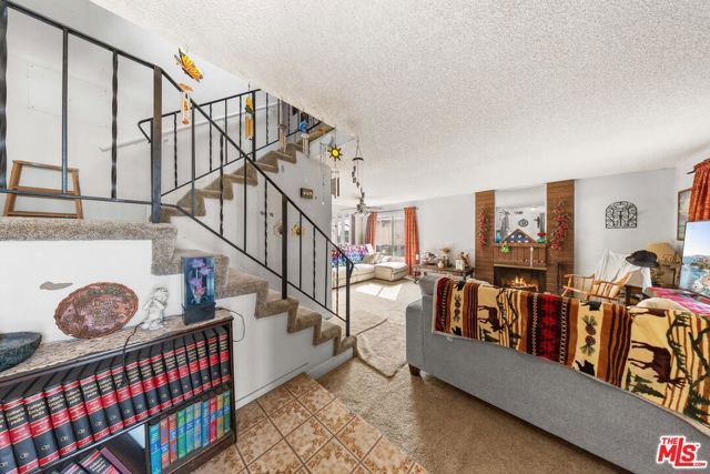 MLS #25616111 image #2