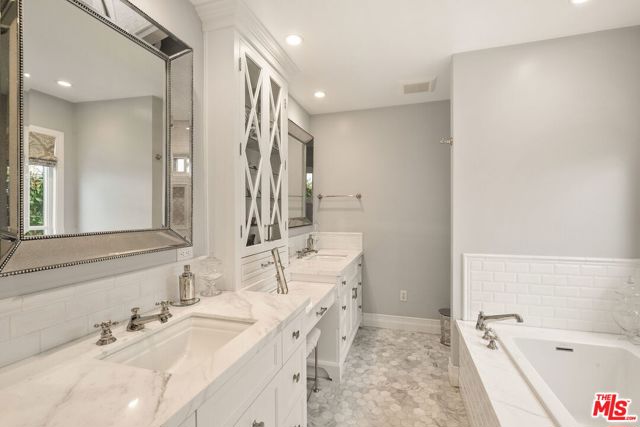 MLS #25616235 image #14