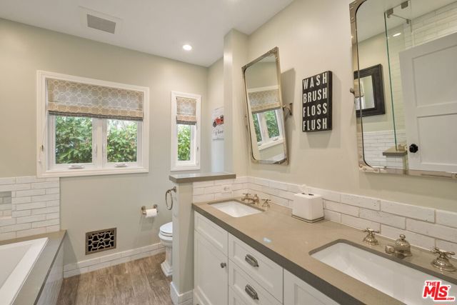 MLS #25616235 image #16