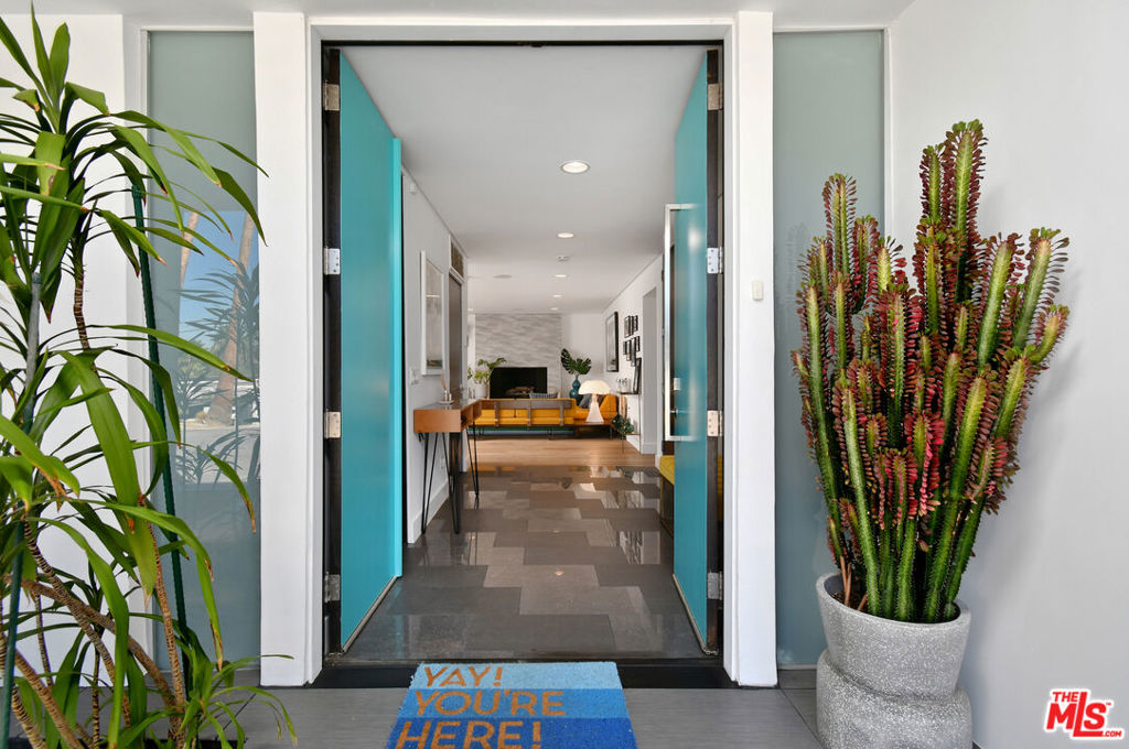 MLS #25616275 image #1