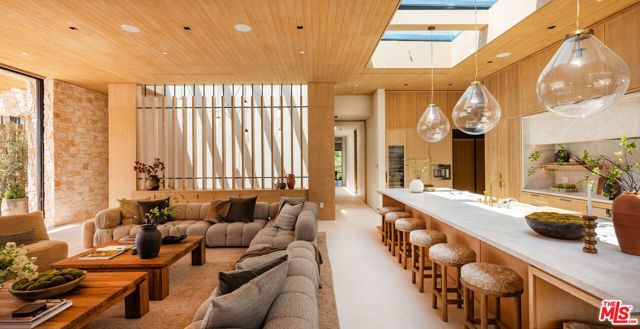 MLS #25616527 image #9