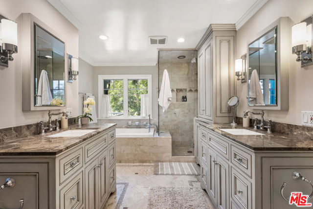 MLS #25616799 image #22