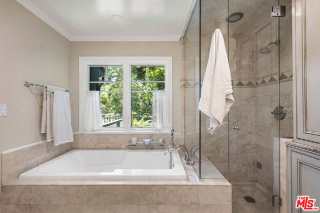 MLS #25616799 image #23