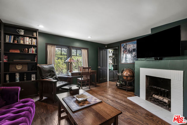 MLS #25616799 image #8