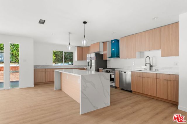 MLS #25616801 image #12