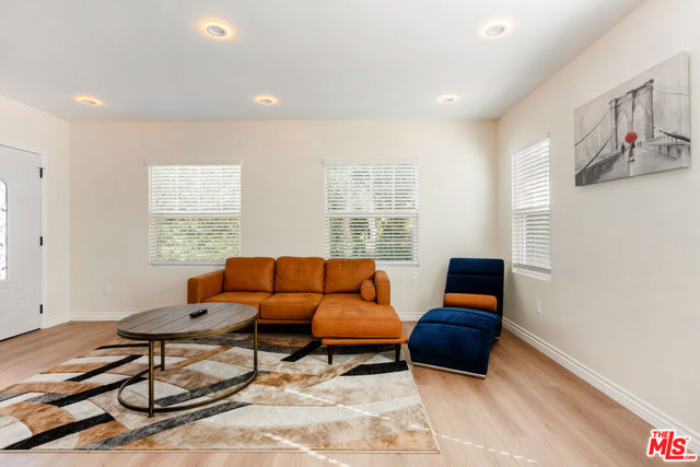 MLS #25616861 image #2