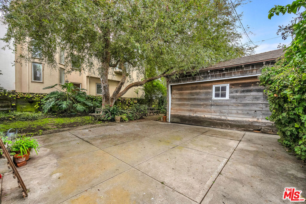 MLS #25617063 image #24